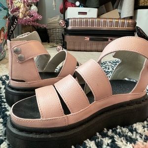 DR. MARTEN CLARISSA II QUAD SANDAL